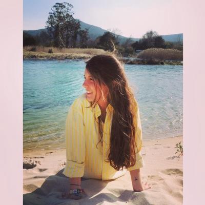 A kilometros de la mejor @carmela_ga// Ni tan cerca ni tan lejos