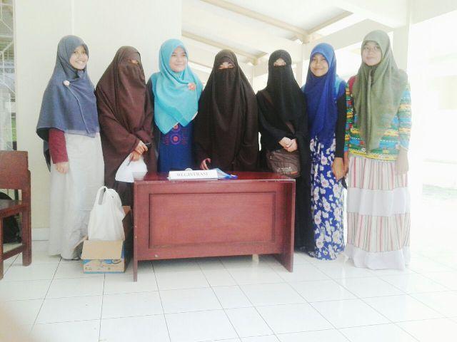 Umiechuby's profile picture. Ana Uhibbuki fillah(Aku sayang sma kamu karna ALLAH)Al-an , Ghodan nd Wa Abadan (Sekarang , Esok nd Selama'e). Temukan aqu dlam salat istikharahmu.