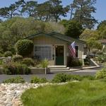Reasonably priced hotel on the beautiful Monterey Peninsula, 2 blocks from the Ocean! We offer Aquarium packages. Close the worlds most desired golf courses.