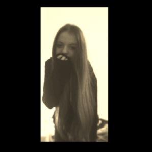 dxnxexlx_'s profile picture. 