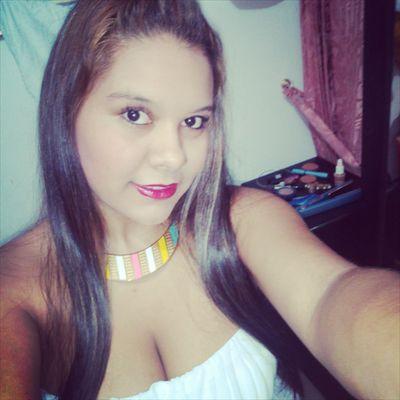 eSTuDiO eN lA COrHUIla aDmINIsTRaCiON BAnCaRIa y FiNaNcIerA!!
TeNGO 17 AñOs
vIVo En NeIvA!! :)