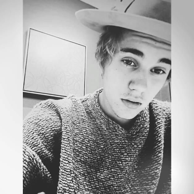 eu te amo. @justinbieber • Maejor followed me 05/04/2015.