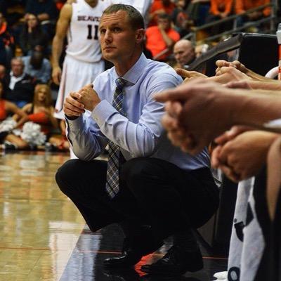 Husband to a badass wife -Father of 3 - Basketball Coach - Cal State San Marcos University - crossfitter - https://t.co/LqZlKnRRcd -