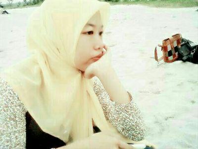 Devita_ry's profile picture. keep smile