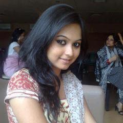 lizamony21's profile picture. 