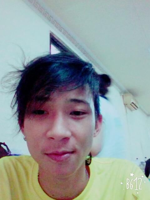 Simple personal, kind and patient ..                WaworuntuJR ☆ MANIAC