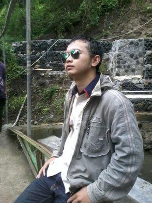 ali_maulia's profile picture. 