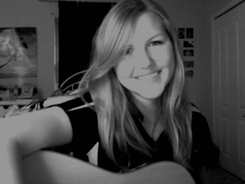 carolineofking's profile picture. 