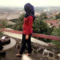 Anisa RosmaLa Dewi (@aniisarosmala) 's Twitter Profile