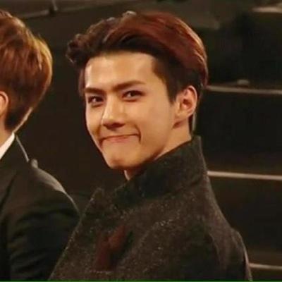 glx_10's profile picture. 