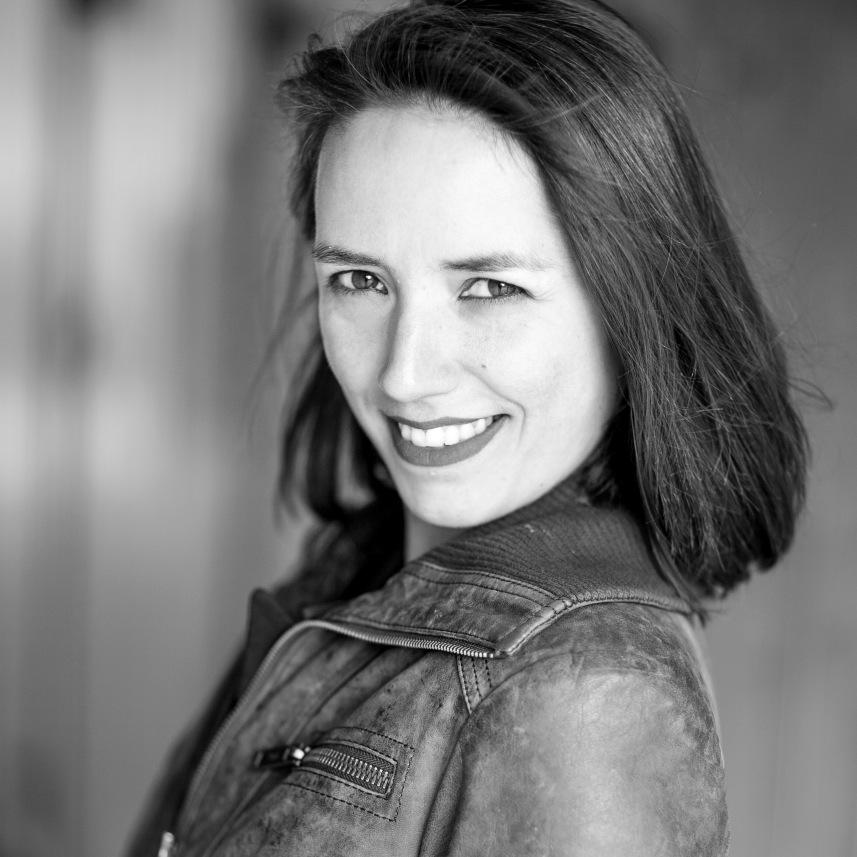 zoerryan's profile picture. Mother of 2, entrepreneur, artist, photographer, entertainment expert.