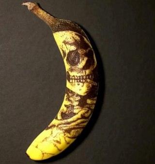 gandarw's profile picture. π ω χ & 𐌽𐌰𐌿𐌸𐍃 𐌰𐌷𐍃𐌰 𐌷𐌰𐌲𐌻 — r my best friends 無為 ᛉ