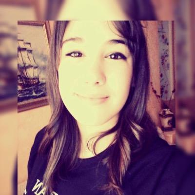 Melany_1007's profile picture. 