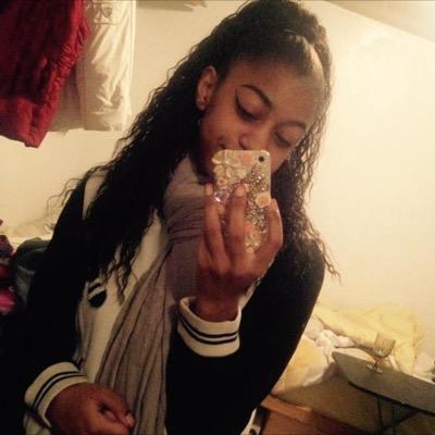 distoredvixon's profile picture. ☻ i have no fucking filter on my mouth, enjoy ♡