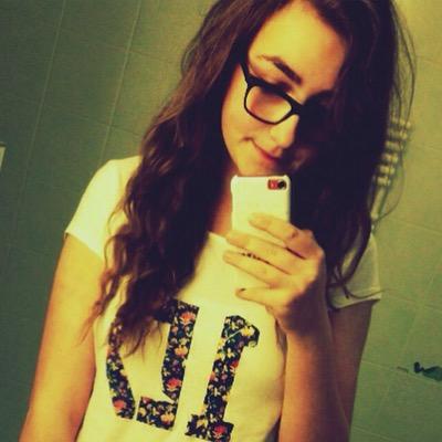 Music is my life|Cello|Directioner❤️ |Follow @newsfromourboys|singer of Between Us