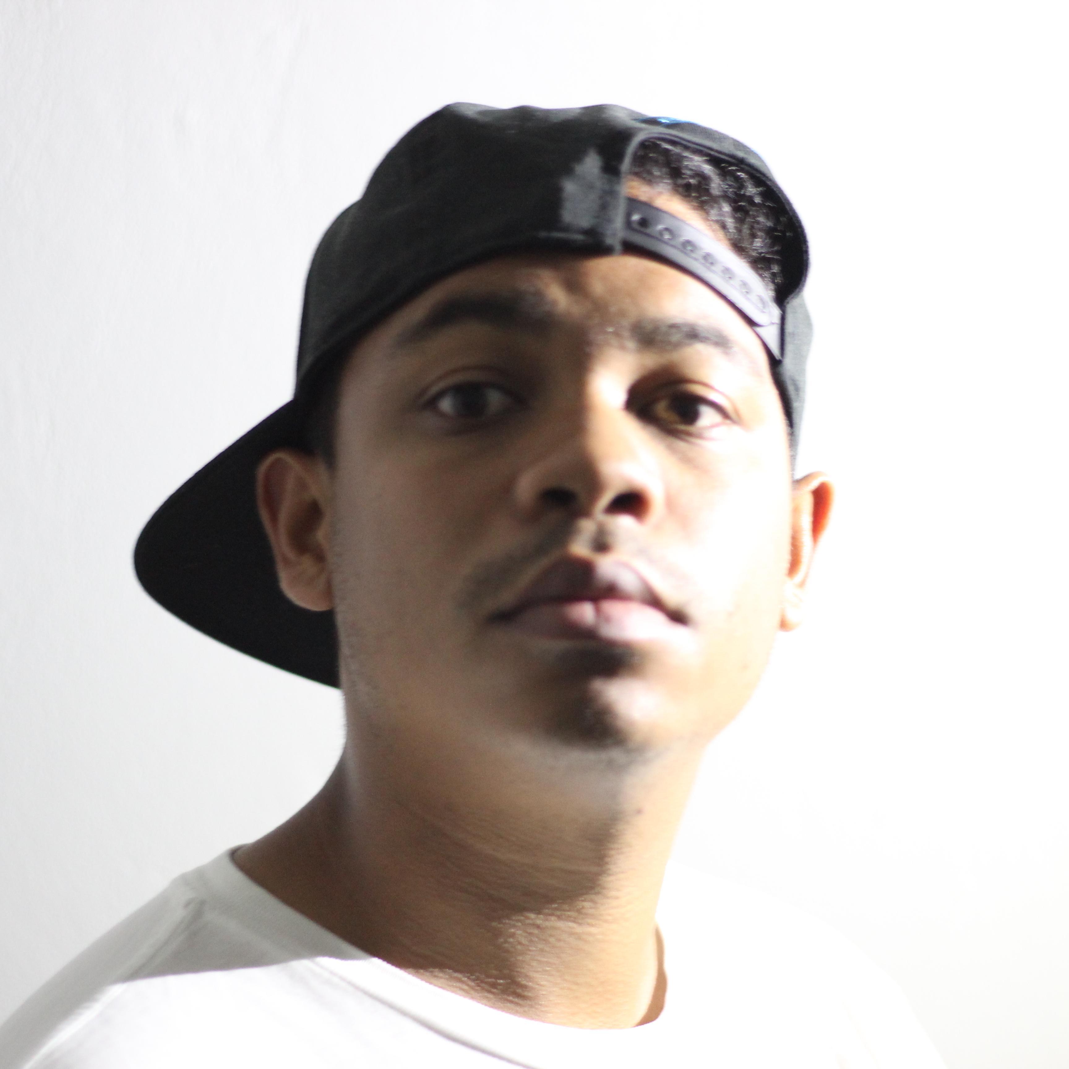 Film guy | Hip hop enthusiast | avid gamer | Cape Town Boy