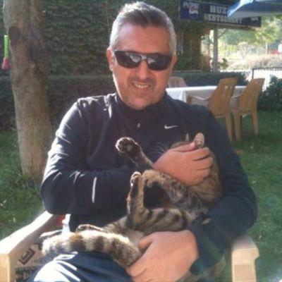 Associate Professor of Urology;
To restrict your basic intincts for moral or ethical issues is the first step to be a human.