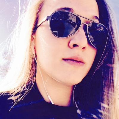 _lizcosta's profile picture. **Manhattanville College Class of 2018!** ****..Dance major & Math major..**** ❤️1-2-12❤️