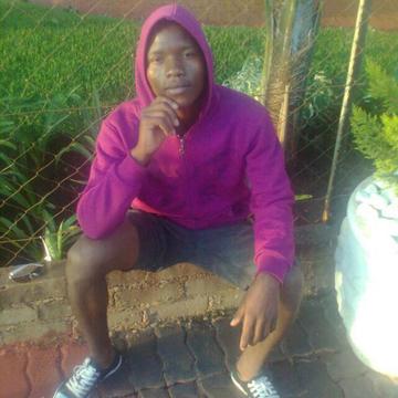 happyboy348's profile picture. I'm boy edged 18 I love everyone whether you're white orBlack person,different colour 1 PPle  Irespect you about who are you not what are you ±Loyalty & Respect