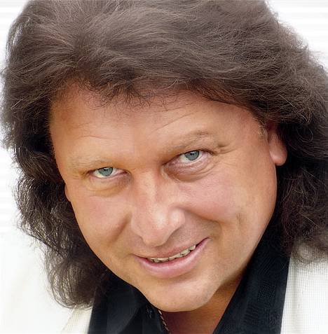 TeddyBaskedShow's profile picture. Schlagersänger und Sprecher