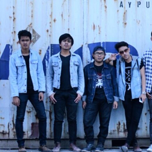 TIROofficial's profile picture. Alternative/Rock 
Member Of : @yosopras @Gilang_ardhi @ekanurdiansah @daussahmad @andiiikka  
CP: fikri 085776233109 & 088213025677 Manager @TIROofficial @Fik