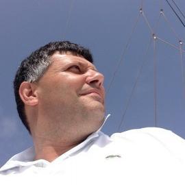 Dan D'Aversa Founder 352MEDIAHOUSE Entertainment | Digital Strategy | Social Media | Author | #socialmedia #marketing #growthhacking https://t.co/ksOzV3tALW