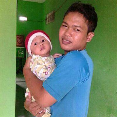 putraanaja's profile picture. 