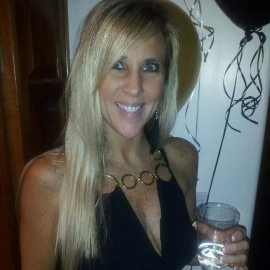 So Cal Native who Loves Sunshine & Sandy Beaches, Travel, Marriott Manager Extraordinaire, Music, SF 49ers and Married to My Best Friend!