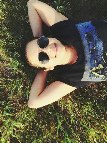 Family girl, hard working recruiter, lover of music, reading and Rosarito sunsets.