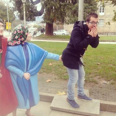 Estudiante de ADE en la UEX, amigo de mis amigos y un buen amante de la buena vida!!!