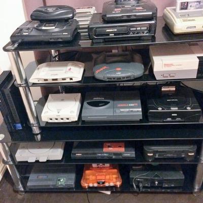 Retro computer & console enthusiast........just hanging out with the retro community ✌️#retrogaming