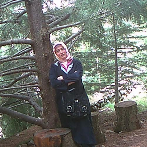 elifyilmaz13's profile picture. oluruna bırak sen çık arandan ne yapacagını bilir yaradan