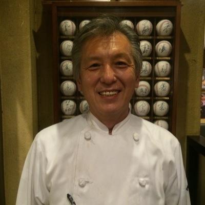 恵比寿にある野球居酒屋です。プロ野球開催中継は野球中継を放送します。現在、侍JAPANが実際に着用しているユニフォームをお借りして店内に飾らせてもらってます。 有名選手のサインやお宝を眺めながら、一緒に野球トークで盛り上がりましょう！