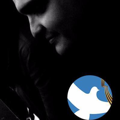 Пусть уж меня ненавидят за то, что я есть, чем любят за то, чем я не являюсь.(с) Курт Кобейн