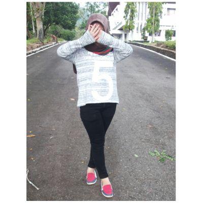 IndrieAriellaD's profile picture. Unfollow @indriedevit