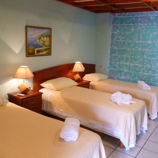 EcuadorHotel's profile picture. 