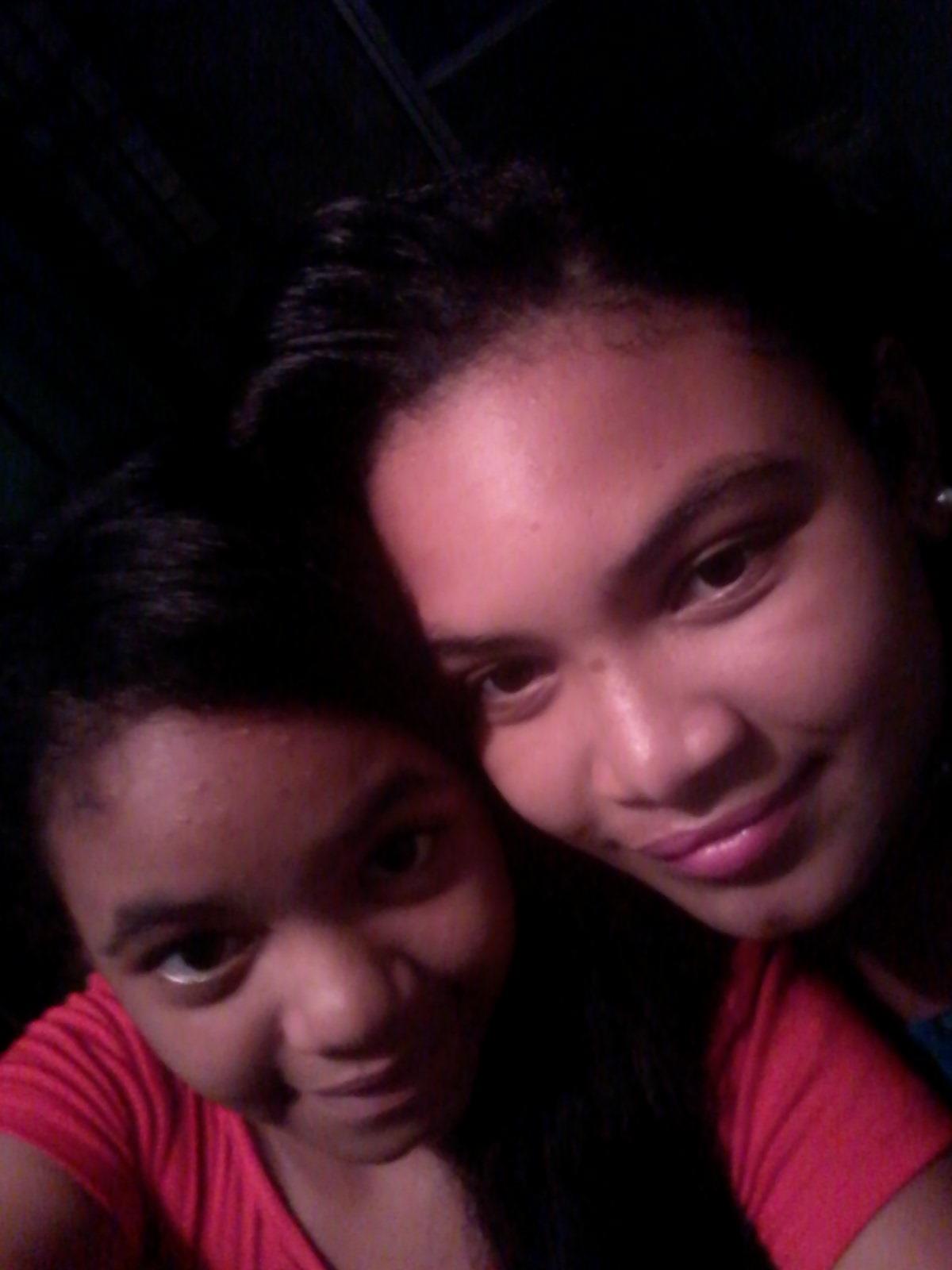 Muchas jente por hay me dice bella y hermosas mientras tu eres fea y envidiosa