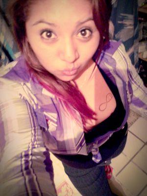 gabyycarlos501's profile picture. Me encantan tus besos....