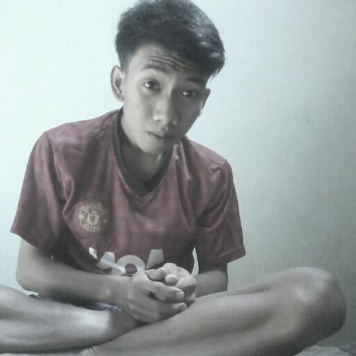 KlintonJr's profile picture. ora pingin pacaran, tapi cuma hasrat