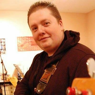 Bass guitarist since 1991. Played in bands such as: Krait, Jehovah, Eus, CS band, Exodus... Protestant evangelical preacher