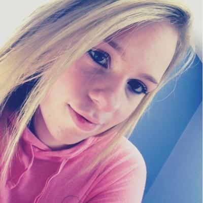 Kaylalee1998's profile picture. The flower that blooms in adversity is the most rare and beautiful of all. massabesic maine,17❤️instagram-kaylaaa__16