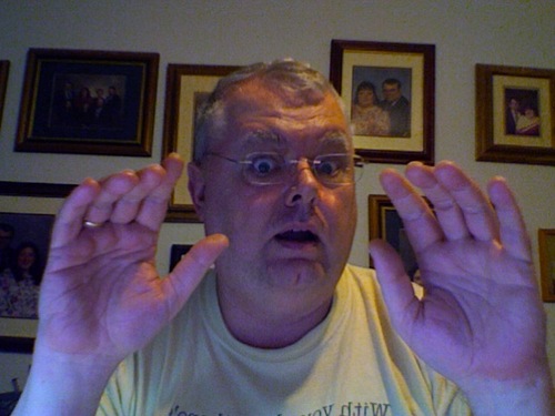 rjbertr2's profile picture. I Twitt, Therefore I am.