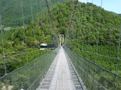 arathrough's profile picture. I was Forest Worker. I was born in Nagoya. I lived in Kanazawa until finishing high school. I love sento,movie,eihire,wrestling,Tatsuro Yamashita,running.