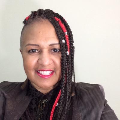 Brand Identity Strategist, Selfie Marketing using Tech Expression for Solopreneurs. Be seen in the New Femme Economy.