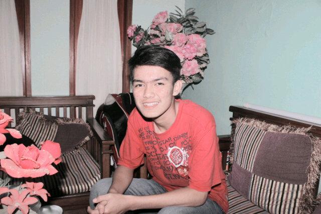 iksanmaulana002's profile picture. 