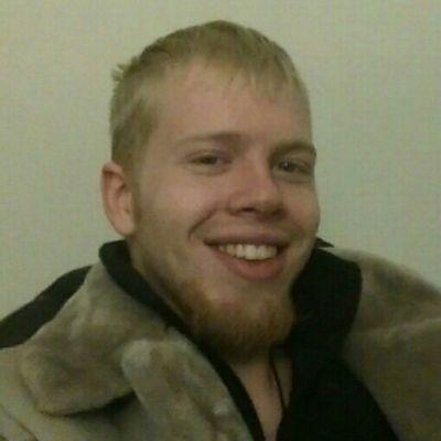 Jason_kmglife's profile picture. KMGLIFE INC. Account Manager
NO HO GENERATION Sales & Marketing 
Apprentice sous chef at The Brown Palace Hotel