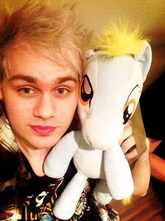luv_u_Michael's profile picture. hi my name is Dominique I'm 12 years old I'm a New Zealander and I made this page for people that like Michael Clifford and also... I LIKE CHEESE