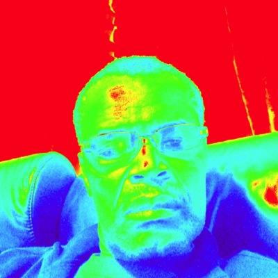 symaponya's profile picture. Unashamedly opinionated but tragically old-fashioned. Proud Arsenal and Orlando Pirates Supporter