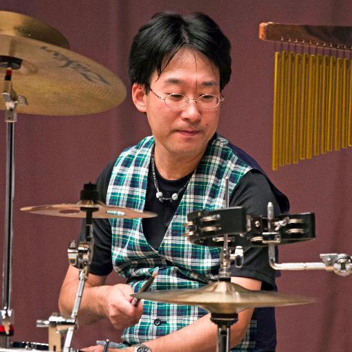 イベントやレストランなどで ドラム叩いたり🥁ＰＡ音響をやってます♪ 🔈 またある時は、カメラマン📸