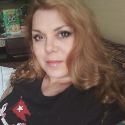 Accordion Player, Artist, musician & businesswoman. Married